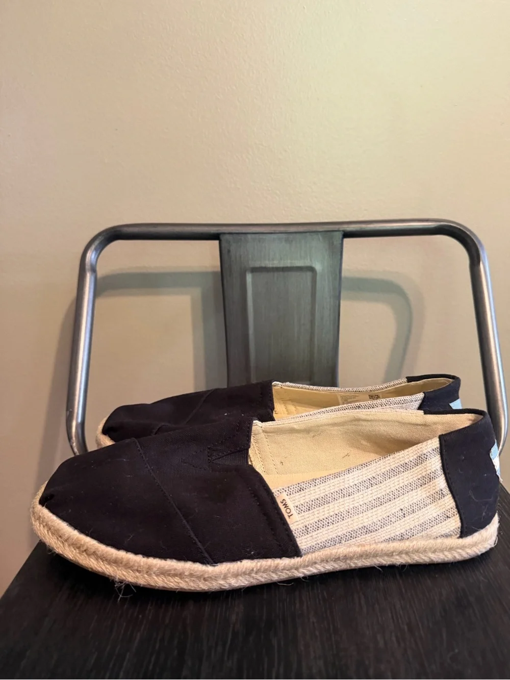 TOMS Alpargata Black Canvas Espadrille Slip-On Flats Women's Size 9
